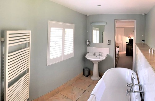 Moulsford on Thames Hotel | Ferrymans Cottage