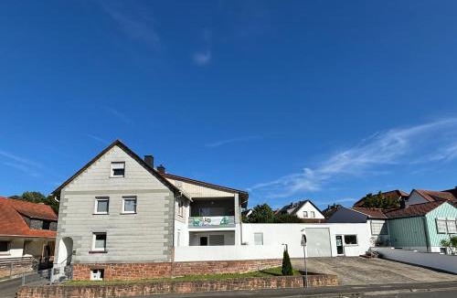 Buedingen Apartment | FeWo Büdingen - Landhaus