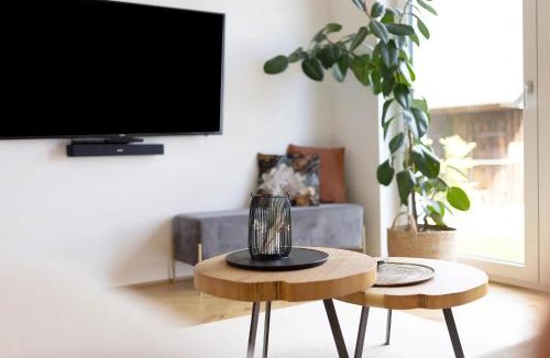 Hohenstein Apartment | FeWo Martini- mit Whirlpool,Terrasse und Albcard