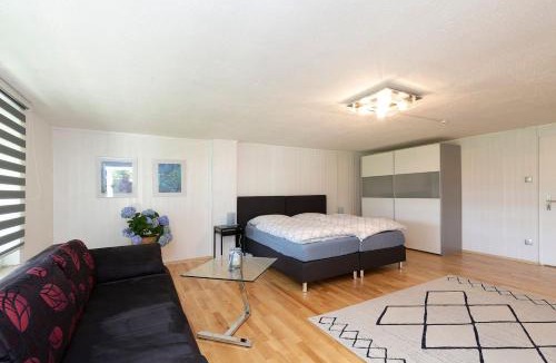 Mittel-Voggenhof Apartment | FeWo Sommerhalde