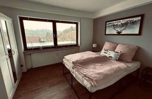 Wolfstein Apartment | FeWo Wanderlustig