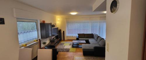 Eppstein Apartment | FewoEla2 Große Ferienwohnung in Eppstein bei Frankfurt