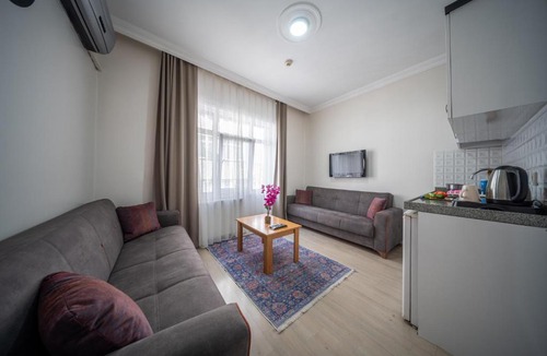 Emin Sinan Apartment | Feyza Apart
