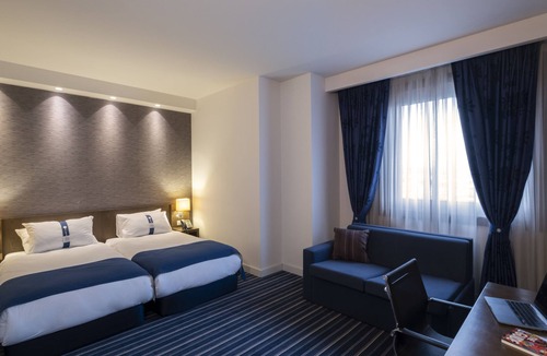 Bayrampasa Hotel | FEZ INN Hotel