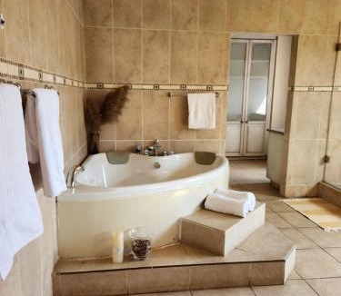 Centurion Apartment | Fhamoni House