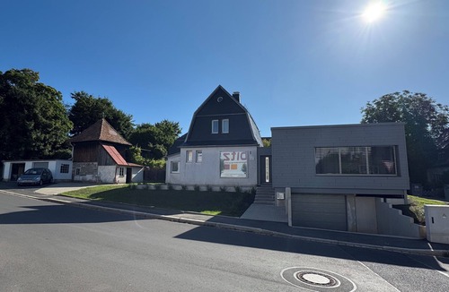 Marktredwitz Apartment | Fichtelgebirge: Modern apartment on the outskirts, close to nature.
