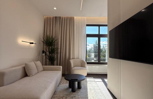 Guebwiller Apartment | FID B' Home, Studio moderne entre Vosges et vignoble