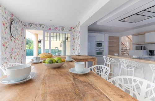 Arce Ski Chalet | Fidalsa Majestic. - Five Bedroom Chalet, Sleeps 10