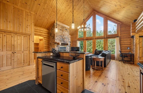 Fiddler Lake Resort Ski Chalet | Fiddler Lake Resort - Rabbit 57