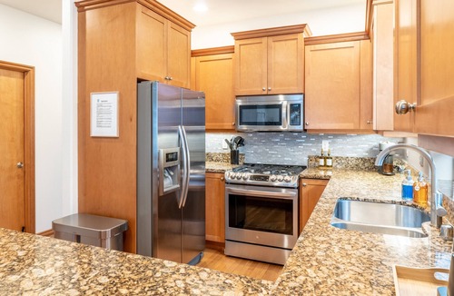 Guide Meridian House | FIFA 2026 3BR + Daybed Midway | Near Seattle & Vancouver