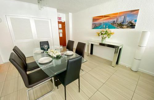 Hollywood South Central Beach Apartment | FIFA 2026 Base | Oceanfront Condo | Pool + Gym | 12min Hard Rock Stadium | Hollywood Beach