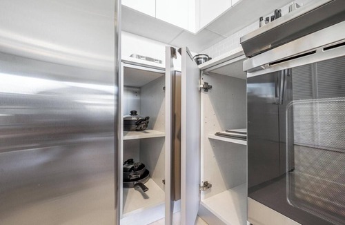 Hallandale Beach Apartment | FIFA 2026 Stay! Spacious 2BR/2BA Near Miami, FLL, Casino & Parking