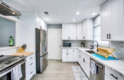 Clear Lake City House | MAJOR INTERNATIONAL SPORTING EVENT Basecamp - NASA - Med Center - Galveston - NRG - Kemah Hub!