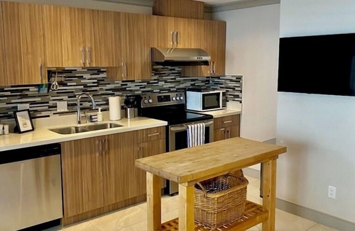 Riley Park House | MAJOR INTERNATIONAL SPORTING EVENT Central/15 mins to Stadium & Fan Festival/Walk to Pubs/Bus/Skytrain/Shops