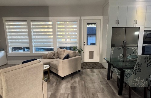 Sappertown House | MAJOR INTERNATIONAL SPORTING EVENT Ready-Executive 4BR home-Spa Pool-2 Masters-Fitness Room-Skytrain 5min walk