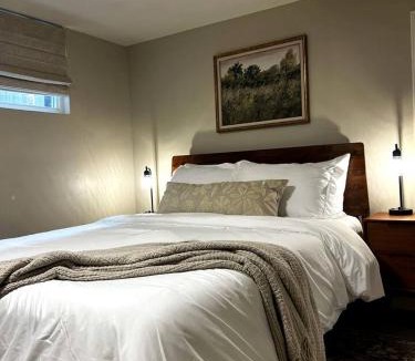 Ravenna House | FIFA World Cup, 4bd 2b close to UW, & light rail