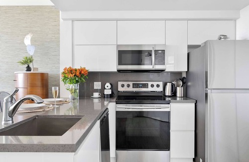 Coconut Grove Apartment | FIFA World Cup Base - Stylish Coconut Grove Ret.