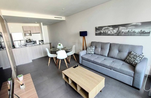 Los Morales Apartment | Major international sporting event Luxurious High-Rise HS WiFi, amazing city views