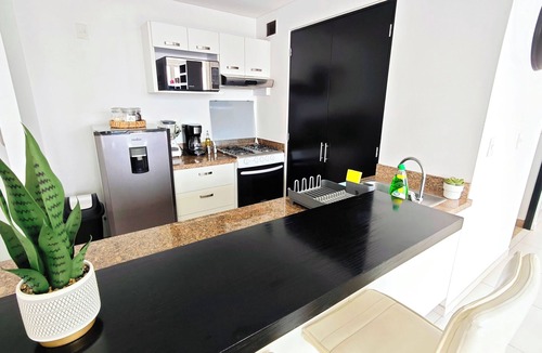 Granada Apartment | Major international sporting event Polanco City View Apartment with Private Park Access, High-Speed Wi-Fi and Shopping Center