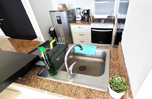 Granada Apartment | Major international sporting event Polanco City View Apartment with Private Park Access, High-Speed Wi-Fi and Shopping Center