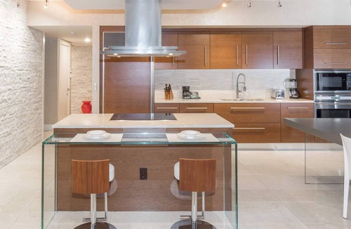 Downtown Miami Apartment | FIFA World Cup Party Base | Balcony & City Views!