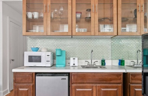 Palm Beach Condo | FIFAbyTRAIN/Pool/StepsToBeach/Dine/MoodStudioCONDO