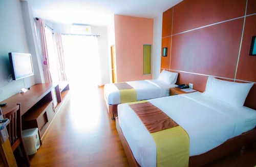 Kamphaeng Phet Hotel | FIG Boutique Hotel