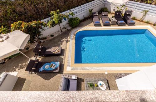 Protaras Villa | Fig Tree Bay Residences 3-Jacuzzi-Hotub -Pool