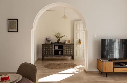 Pastida Apartment | Filerimos Nest - Private Countyard