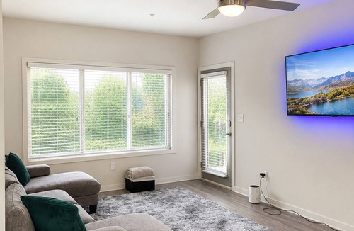 Atlanta Apartment | Final Weeks: World Cup 2026 · 2BR/2BA · Pool · MARTA Access