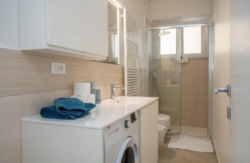 Finale Pia Apartment | Finalpia suite con box auto e deposito bici
