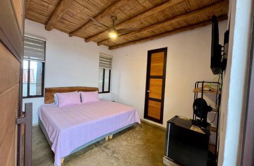Quebradanegra Resort | Finca Campestre Colibrí