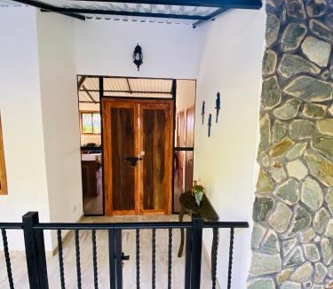 Tena House | Finca Completa - Casa Privada - Vía Bogotá - La Mesa con WIFI - Pet Friendly