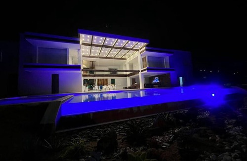 Copacabana Apartment | Finca de Lujo cerca de Medellín