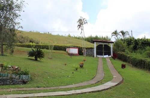Yotoco Ski Chalet | Finca Lago Calima