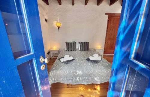 Uga House | Finca PrivateGardens DoubleBed FreeP Tv Wifi