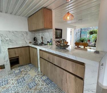 La Cumbre House | Finca Santa Barbara