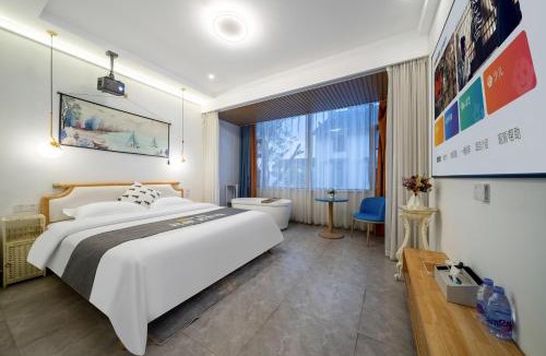 Pudong Bed & Breakfast | Find Her B&B