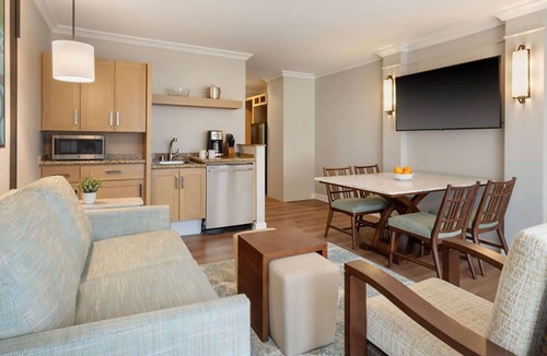 Kaanapali Resort | 𝐅𝐢𝐧𝐝𝐢𝐧𝐠 𝐌𝐞𝐢𝐥𝐢 Beachfront Maui Ocean Club Resort+Amenities -1BR Suite