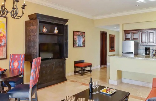 Paraiso Escondido Resort | 𝐅𝐢𝐧𝐝𝐢𝐧𝐠 𝐌𝐞𝐢𝐥𝐢’𝐬 :Beachfront Pueblo Bonito Sunset Beach Resort & Spa