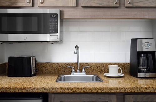 Palm Beach Shores Resort | 𝐅𝐢𝐧𝐝𝐢𝐧𝐠 𝐌𝐞𝐢𝐥𝐢-Beachfront Ocean Pointe Resort Oasis+Amenities. 3BR