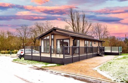 Cambridge Ski Chalet | Finest Retreats - Churchill Luxury Lodge
