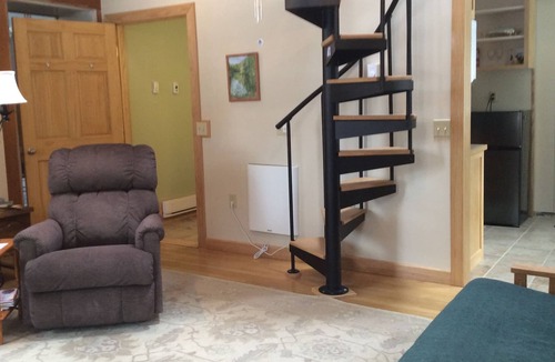 Dundee House | Finger Lakes Cobblestone Treasure