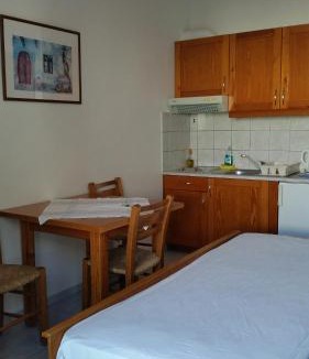 Kalamaki Hotel | Finikas Studios & Apartments - Kalamaki Holidays