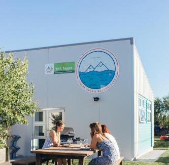 Taupo Hostel | Finlay Jack's Backpackers