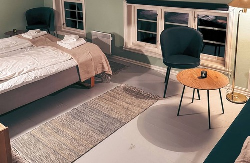 Henningsvaer Hotel | Finnholmen Brygge