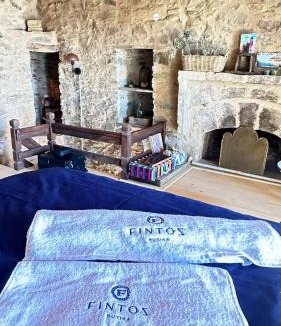 Karaburun Bed & Breakfast | Fintoz Butika