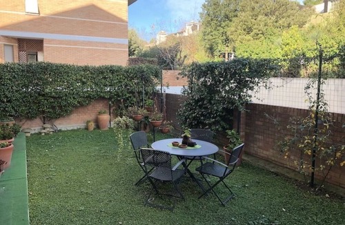 Ancona House | Fior di Loto (Ruby room)