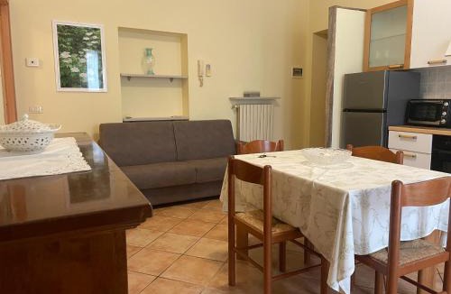 Broni Apartment | Fior Di Sambuco