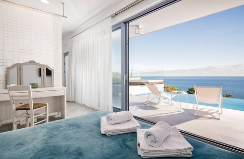 Xirokastello Villa | Fiore Suites